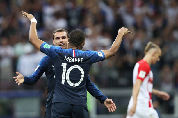 亦表现了其 亦表现了其