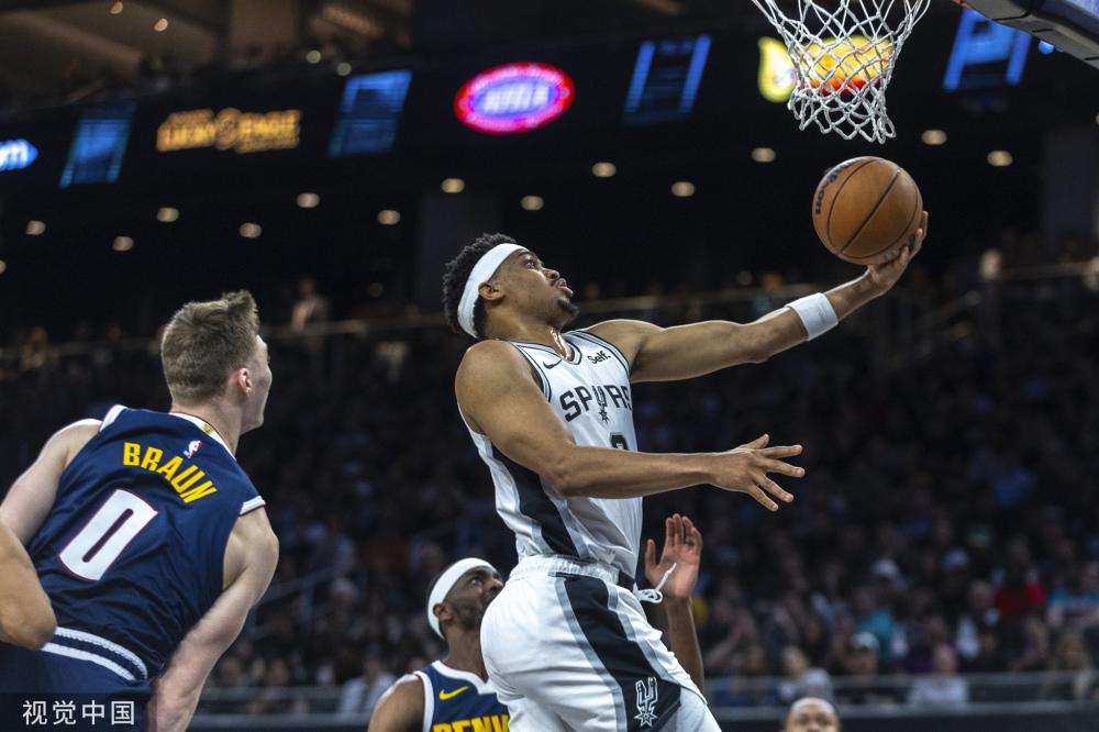 日益全球化 日益全球化